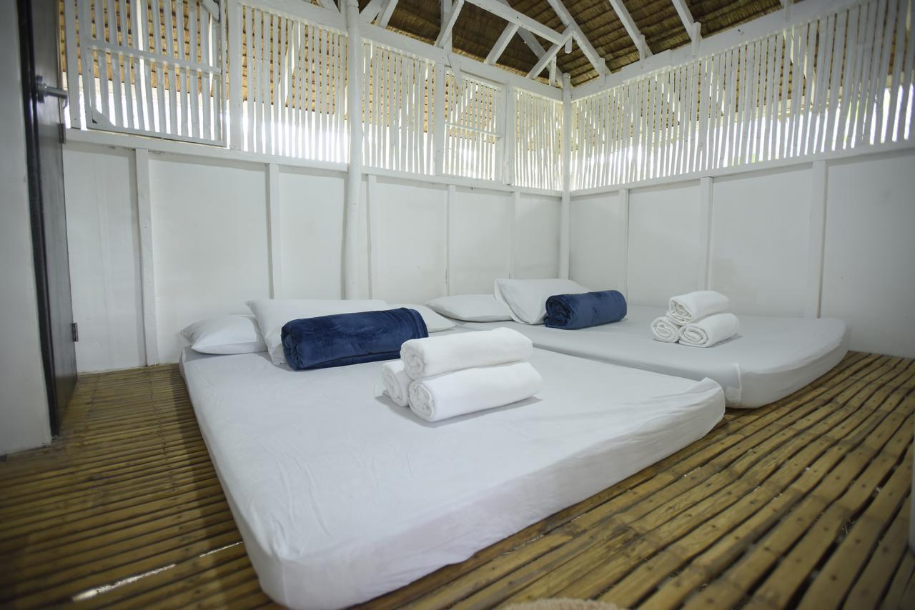 Nalu Surf Camp Hotel บาแลร์ ภายนอก รูปภาพ