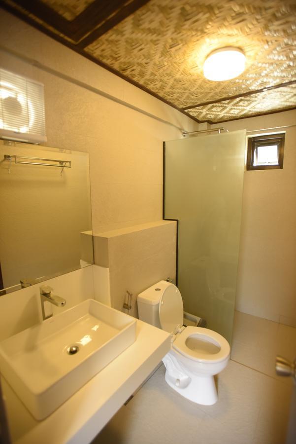 Nalu Surf Camp Hotel บาแลร์ ภายนอก รูปภาพ